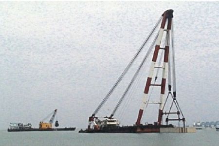 大型沉箱吊装